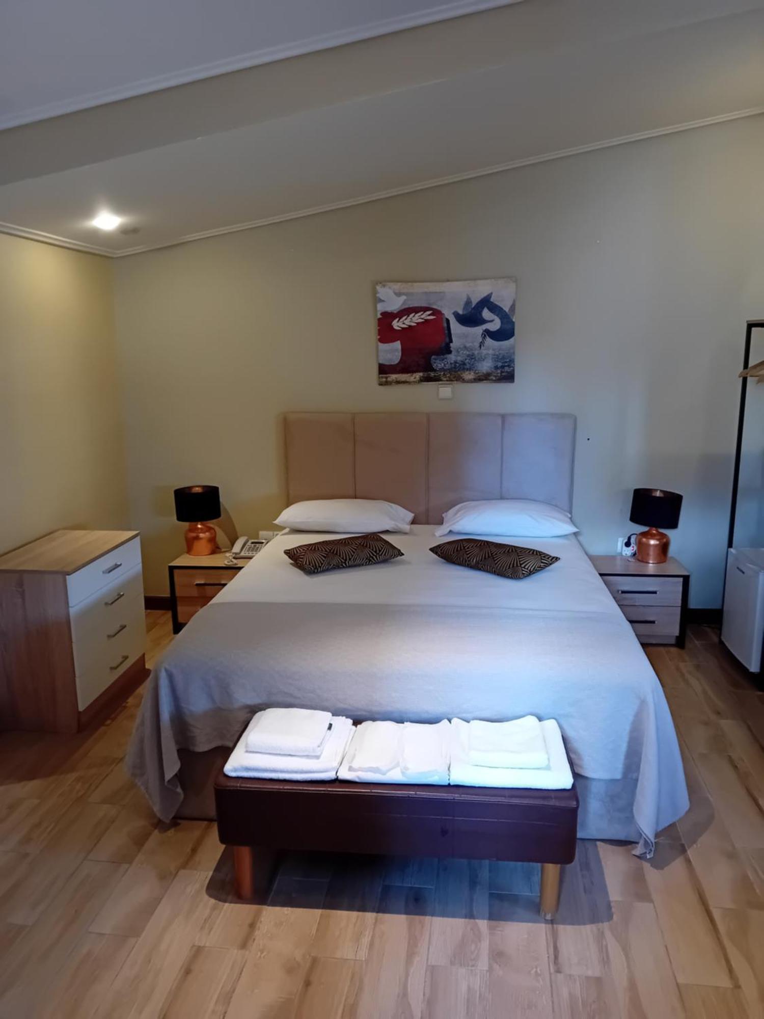 Zen Hotel Athens Room photo